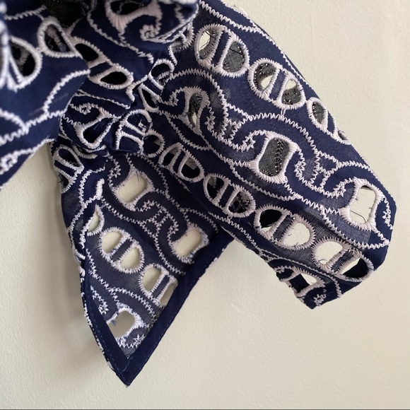 SANDRO Chain-Link Rolly Eyelet Lace Dress - Picture 4 of 12